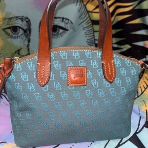 Dooney & Bourke
